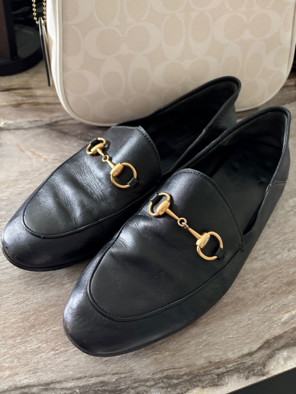 Gucci Black Leather Women’s Horsebit Loafers - Picture 5 of 16